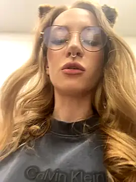  AngelMoon  online show from 30, 10, 2025