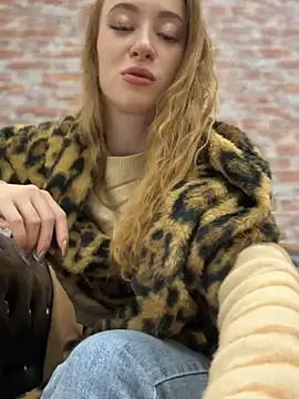  AngelMoon  online show from 29, 10, 2025