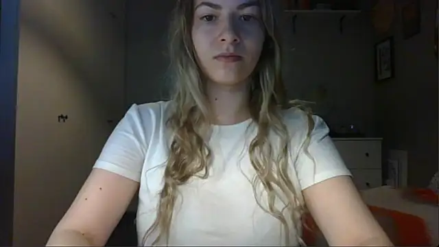 Snapshot of ROSIEx_sweet chatting on 4, 11, 2025 ROSIEx sweet online show from 4, 11, 2025