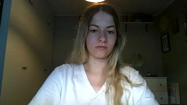 Snapshot of ROSIEx_sweet chatting on 9, 9, 2025 ROSIEx sweet online show from 9, 9, 2025