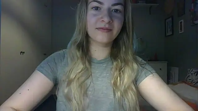 Snapshot of ROSIEx_sweet chatting on 10, 6, 2026 ROSIEx sweet online show from 10, 6, 2026