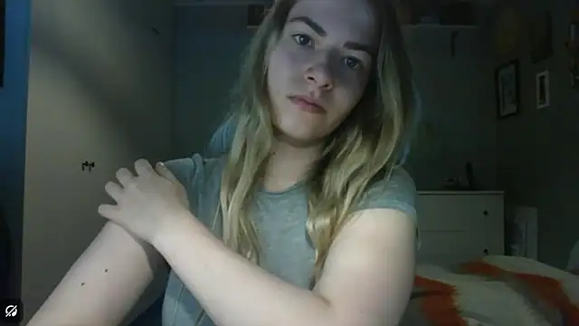 Snapshot of ROSIEx_sweet chatting on 15, 7, 2026 ROSIEx sweet online show from 15, 7, 2026