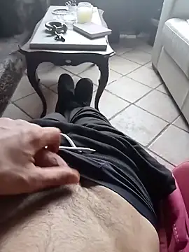 MrTamburine22 online show from 2, 4, 2026