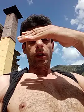 MrTamburine22 online show from 15, 4, 2026