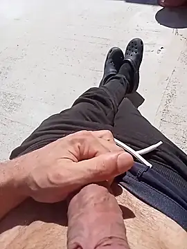 MrTamburine22 online show from 4, 4, 2026