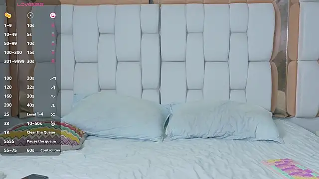 hornybarelylegalgirl online show from 11, 9, 2025