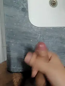 KeepCummingForYou73 online show from 20, 10, 2025