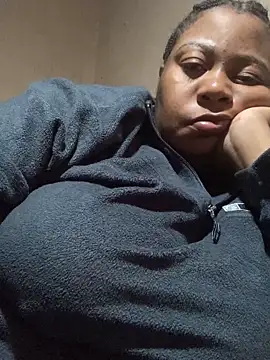 Snapshot of bustyboobs6 chatting on 16, 11, 2025 bustyboobs6 online show from 16, 11, 2025