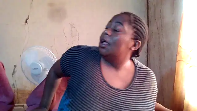 Snapshot of bustyboobs6 chatting on 16, 9, 2025 bustyboobs6 online show from 16, 9, 2025