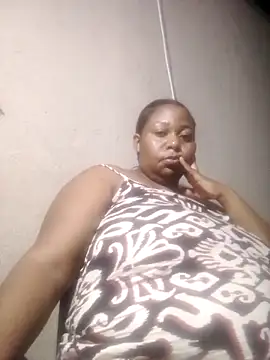 Snapshot of bustyboobs6 chatting on 14, 10, 2025 bustyboobs6 online show from 14, 10, 2025