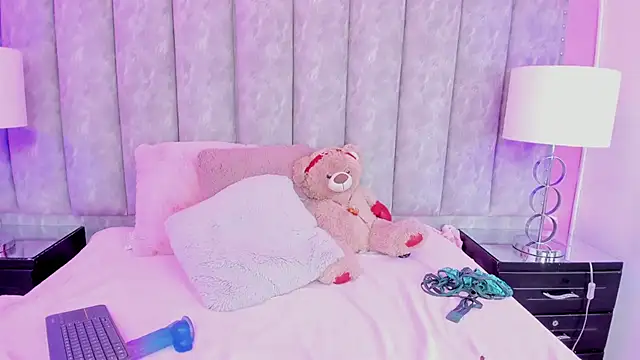 CoralHarmon online show from 26, 1, 2025