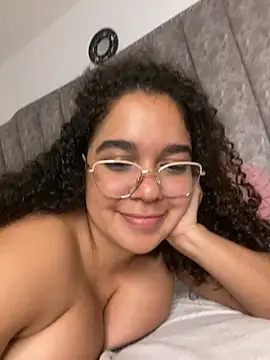 CoralHarmon online show from 19, 9, 2025