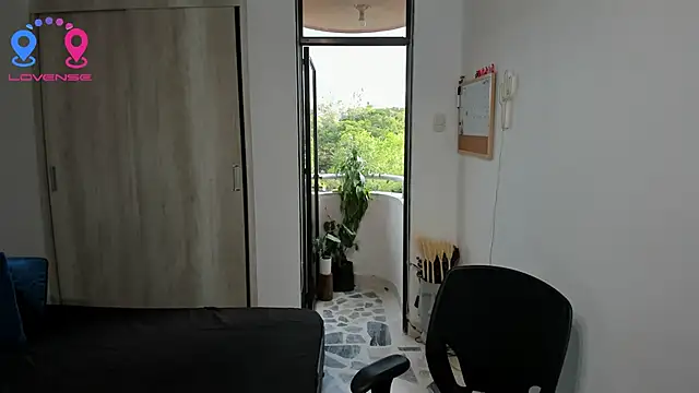 Travis bakers online show from 21, 9, 2025