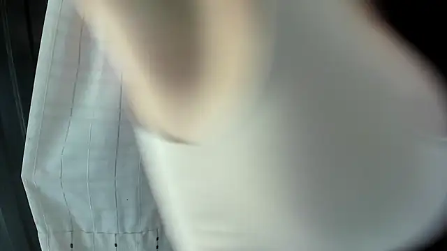 angela nix online show from 15, 9, 2025