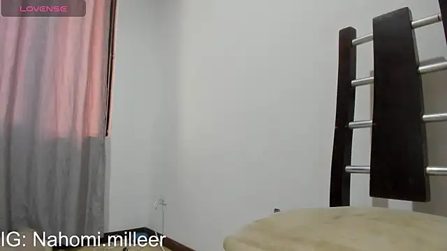 NAHOMI MILLER online show from 3, 10, 2025