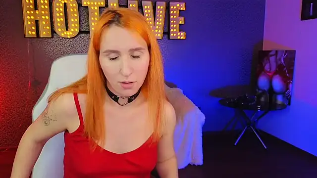 AliceBYKiss online show from 31, 1, 2025