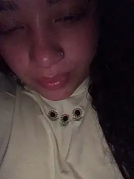 Julieta 333 online show from 20, 3, 2025