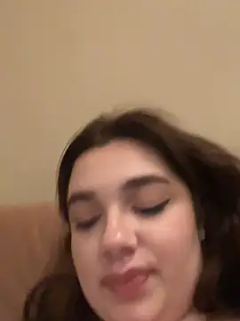 Snapshot of Dreamy_Kitty chatting on 14, 1, 2025 Dreamy Kitty online show from 14, 1, 2025