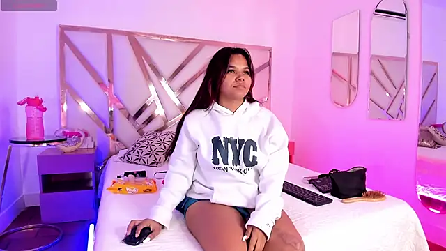 Carolina Evanss online show from 11, 3, 2025