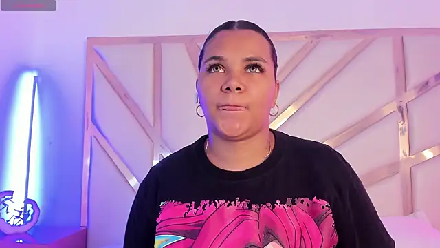 Carolina Evanss online show from 18, 11, 2025