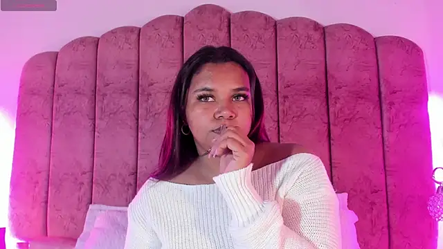 Carolina Evanss online show from 3, 12, 2025