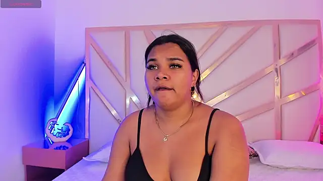 Carolina Evanss online show from 21, 11, 2025