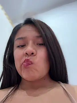 kiyomi-amour online show from 4, 1, 2025