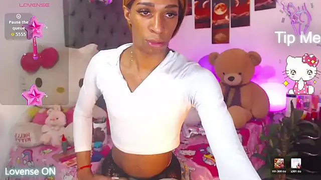 lucianadolll online show from 24, 4, 2026