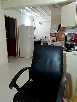 Stylevoluptuousvycky online show from 1, 10, 2025