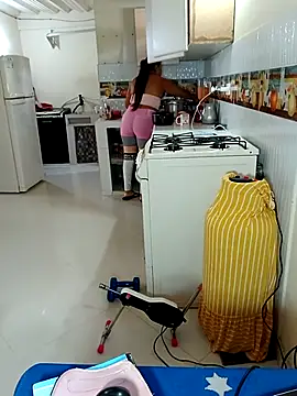 Stylevoluptuousvycky online show from 29, 9, 2025