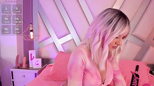 MadissonRey online show from 30, 9, 2025