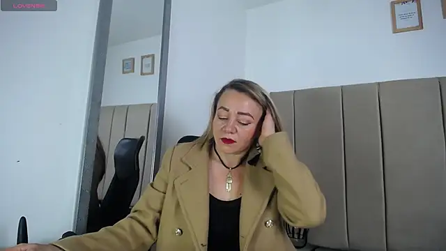 Lupiita223 online show from 21, 3, 2025