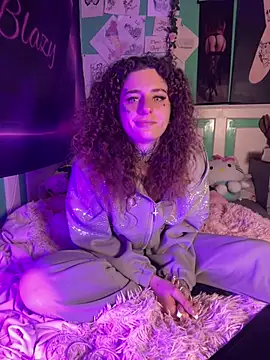 BlazyKitsune- online show from 18, 2, 2026