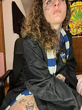 BlazyKitsune- online show from 18, 3, 2025