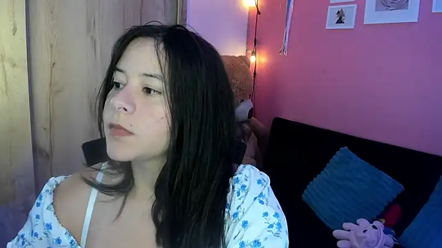 agnes 213 online show from 9, 11, 2025