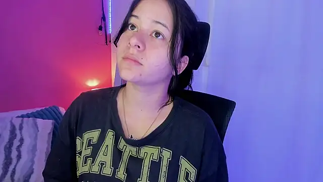 agnes 213 online show from 19, 9, 2025