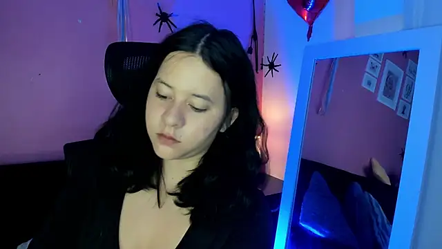 agnes 213 online show from 6, 11, 2025