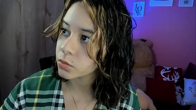 agnes 213 online show from 18, 2, 2026