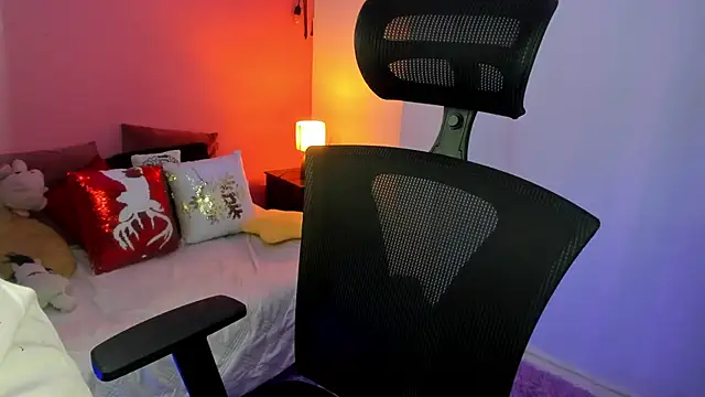 agnes 213 online show from 7, 2, 2026