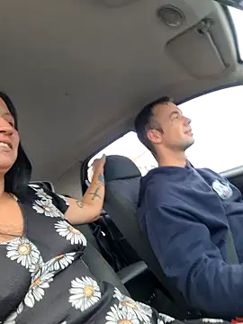 casaloucuras online show from 8, 4, 2026