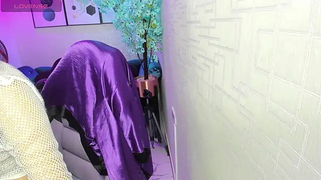 Theia moon online show from 9, 9, 2025