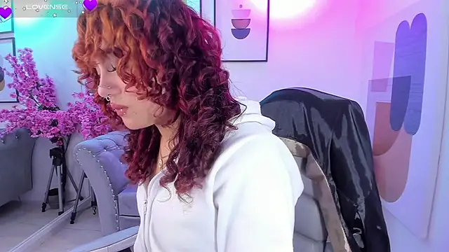 Theia moon online show from 30, 11, 2025