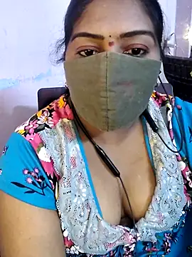 Snapshot of RomeoJuliet345 chatting on 22, 6, 2026 RomeoJuliet345 online show from 22, 6, 2026