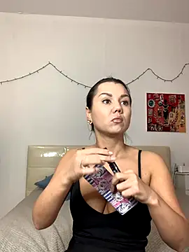 MiraMiss online show from 29, 11, 2025