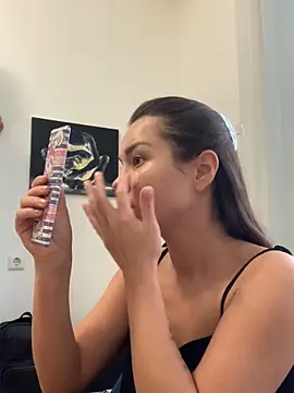 MiraMiss online show from 6, 1, 2026