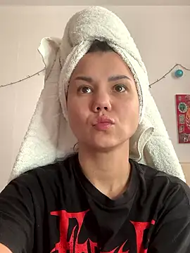 MiraMiss online show from 12, 1, 2026