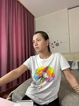 MiraMiss online show from 17, 3, 2025