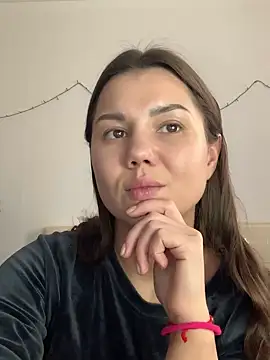 MiraMiss online show from 3, 2, 2026