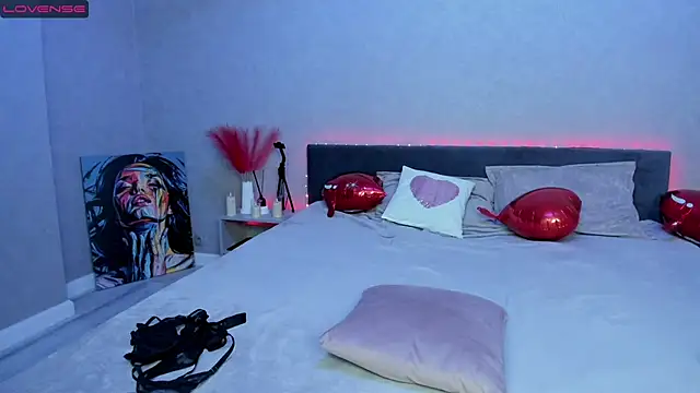 BritneyLix online show from 8, 3, 2025