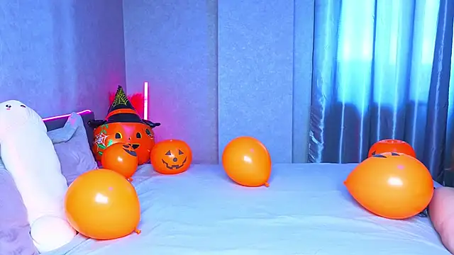 BritneyLix online show from 30, 10, 2025